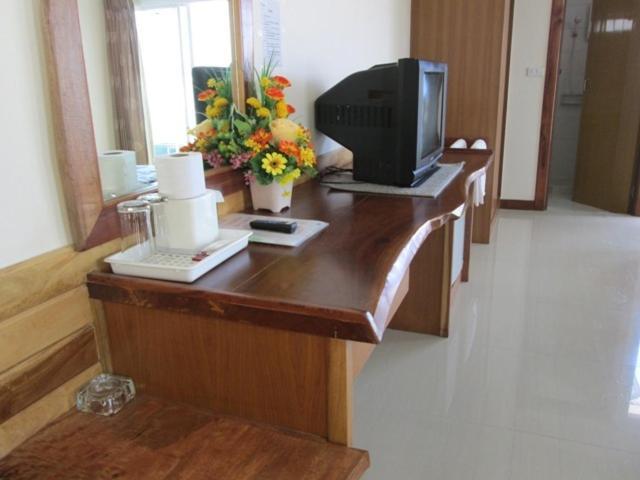 Porn 3 Hotel Khon Kaen Bagian luar foto